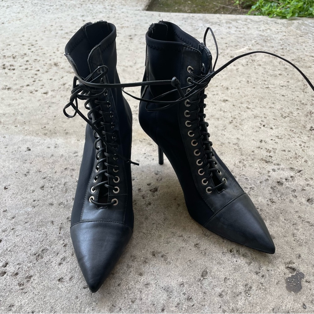 Zara lace heel ankle boot size 5 black